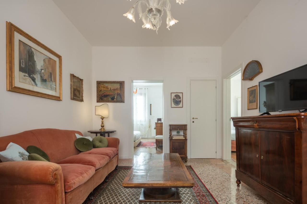 Tiepolo Apartment In The Biennale District R&R Venedig Exterior foto